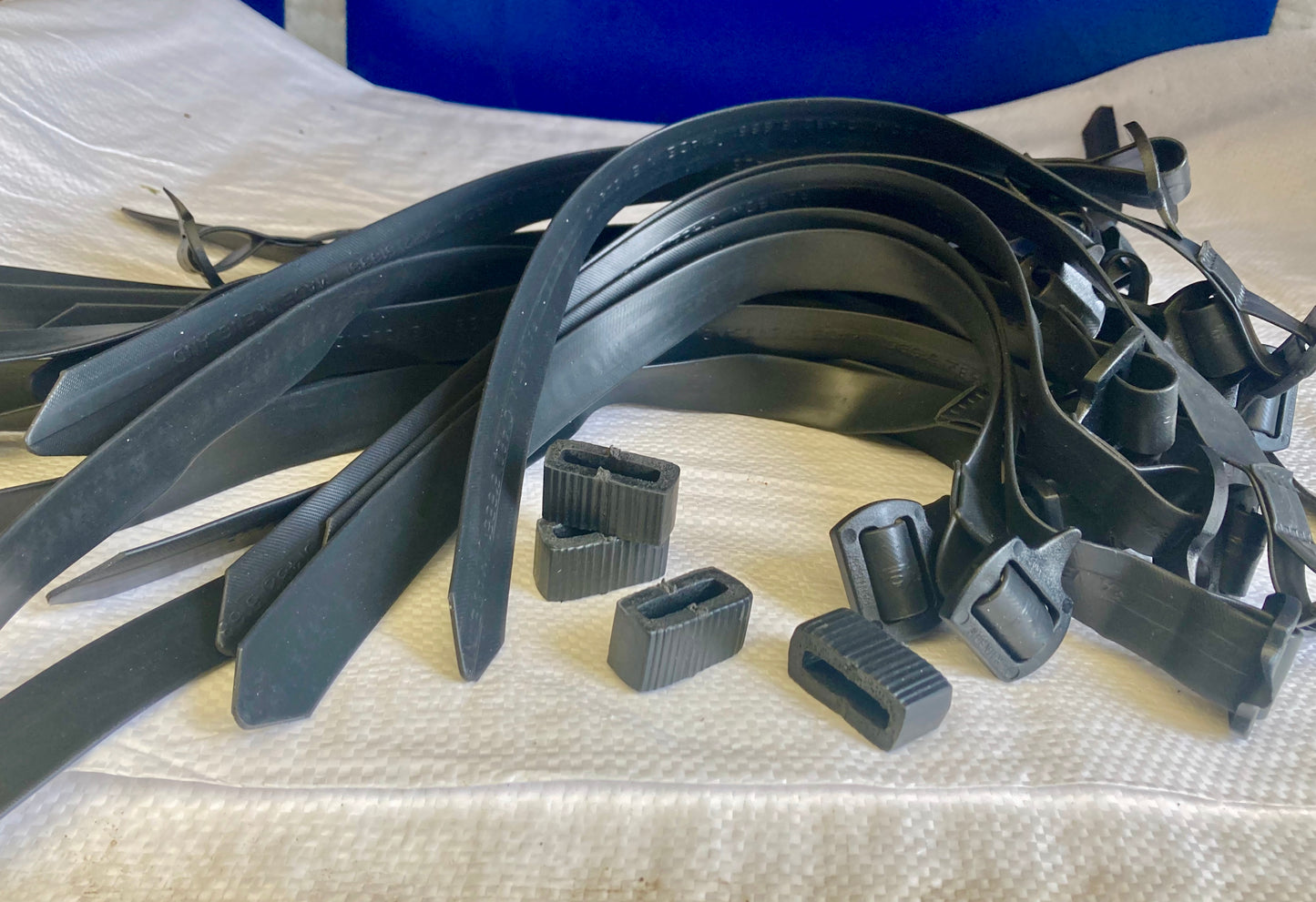 Accessories - Tree ties